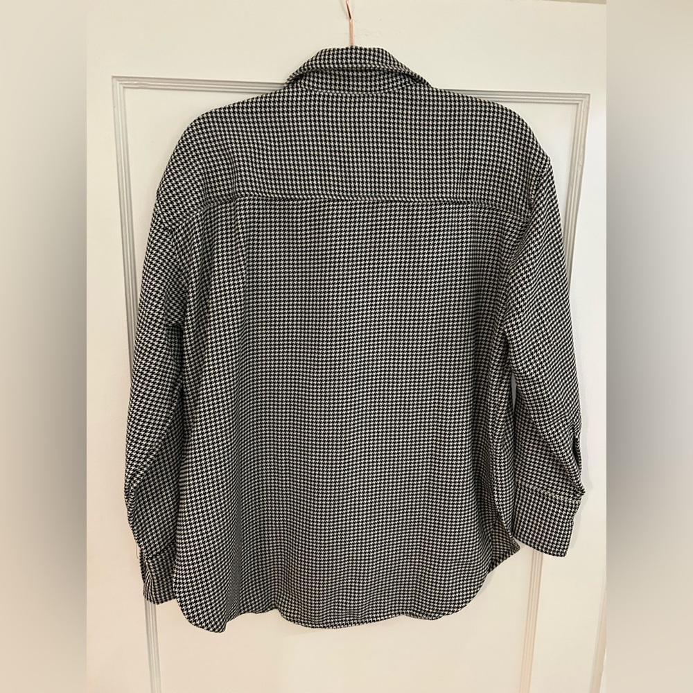 H&M Houndstooth Button Down - image 2